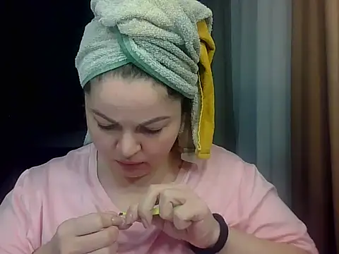 cute  cherry online show from February 2026 06:50:02 PM