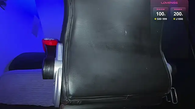 Snapshot of Alex_smith00 chatting on March 2025 03:59:02 AM Alex smith00 online show from March 2025 03:59:02 AM