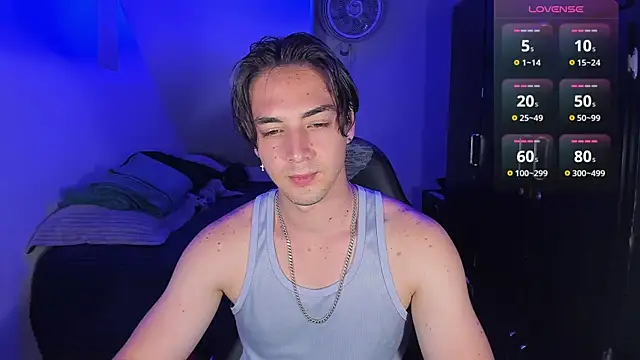 Snapshot of Alex_smith00 chatting on September 2025 07:27:01 PM Alex smith00 online show from September 2025 07:27:01 PM