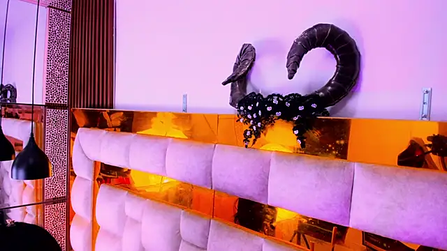 bigass monic online show from January 2026 03:01:02 AM