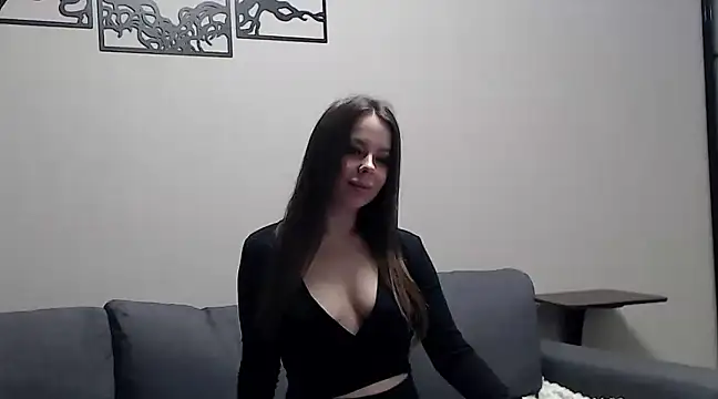 Melanie Scott Richerds online show from December 2024 08:04:02 PM