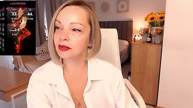 Tilly Eliot online show from March 2026 08:58:01 PM