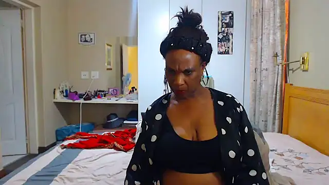 Snapshot of Hotgrannyx chatting on January 2025 11:28:01 AM Hotgrannyx online show from January 2025 11:28:01 AM