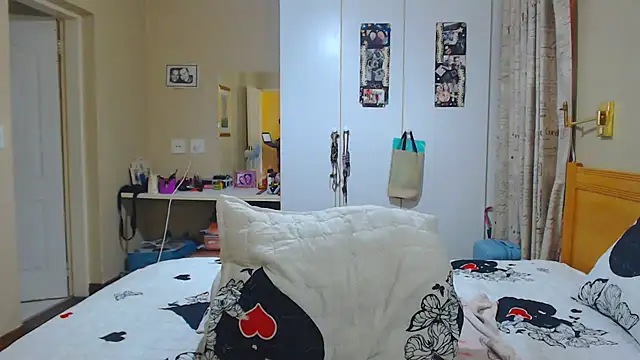 Snapshot of Hotgrannyx chatting on March 2025 02:33:02 PM Hotgrannyx online show from March 2025 02:33:02 PM