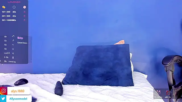 alysson 18 online show from March 2025 04:09:02 PM