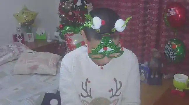 hotSANDRA STARR online show from December 2024 05:11:01 PM