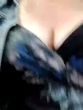 Snapshot of TopsyWilde chatting on January 2025 09:04:02 AM TopsyWilde online show from January 2025 09:04:02 AM