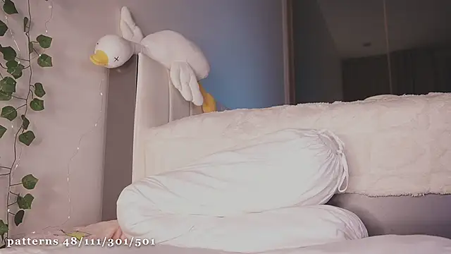 Snapshot of liassmolly1_couple chatting on February 2025 04:17:02 PM liassmolly1 couple online show from February 2025 04:17:02 PM