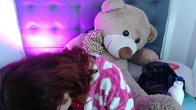 Snapshot of sarah_lovesu chatting on March 2025 07:48:02 PM sarah lovesu online show from March 2025 07:48:02 PM