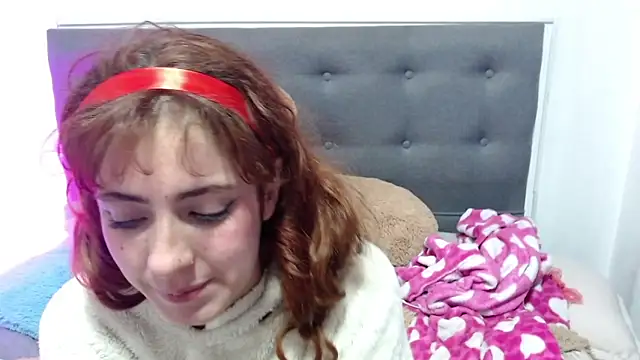 Snapshot of sarah_lovesu chatting on March 2025 10:55:02 PM sarah lovesu online show from March 2025 10:55:02 PM