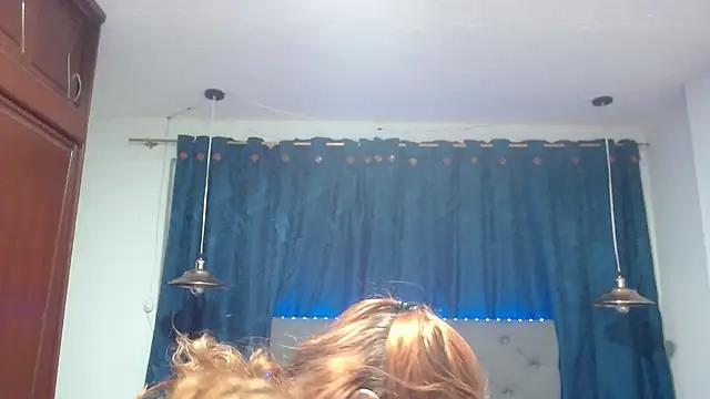 Snapshot of sarah_lovesu chatting on October 2025 08:27:02 PM sarah lovesu online show from October 2025 08:27:02 PM