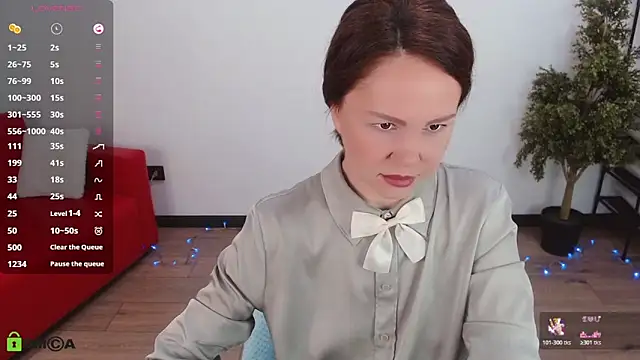 VickyGolden online show from May 2026 05:04:02 AM