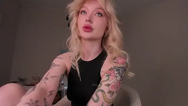 sugar club online show from April 2026 05:44:02 PM