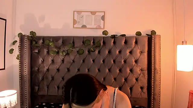 Kim Blane online show from January 2025 10:52:01 AM