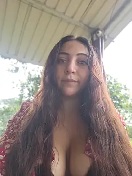 Snapshot of VickyHoult chatting on May 2026 08:58:01 PM VickyHoult online show from May 2026 08:58:01 PM