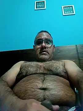 Snapshot of PhillDrake11 chatting on February 2026 03:10:02 AM PhillDrake11 online show from February 2026 03:10:02 AM