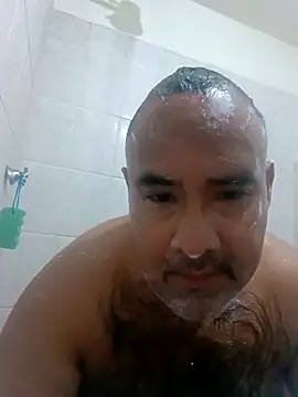 Snapshot of PhillDrake11 chatting on February 2026 03:25:02 AM PhillDrake11 online show from February 2026 03:25:02 AM