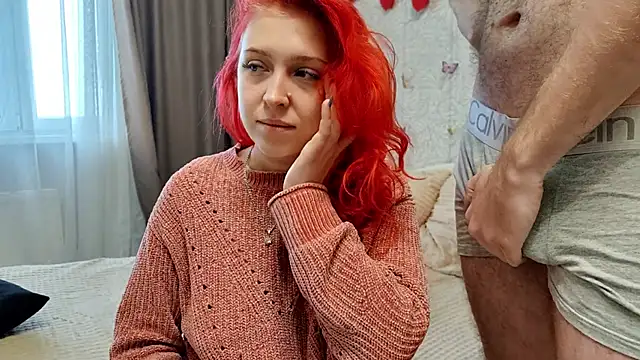 Snapshot of GenrikhBecca chatting on November 2025 07:40:01 AM GenrikhBecca online show from November 2025 07:40:01 AM