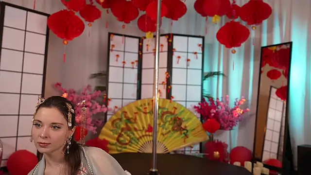 Snapshot of KittyCaitlin chatting on February 2025 06:55:01 PM KittyCaitlin online show from February 2025 06:55:01 PM