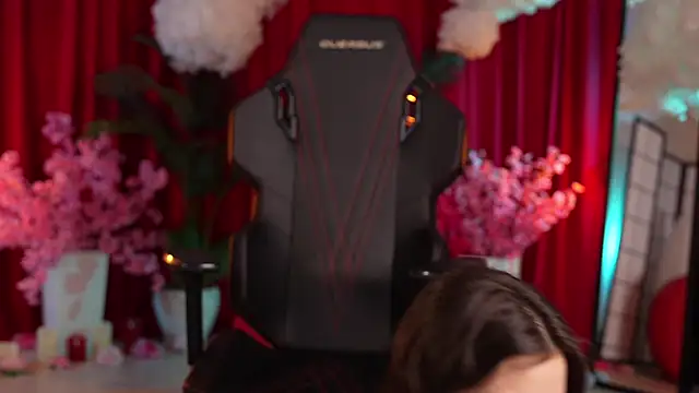 Snapshot of KittyCaitlin chatting on March 2025 11:47:02 PM KittyCaitlin online show from March 2025 11:47:02 PM