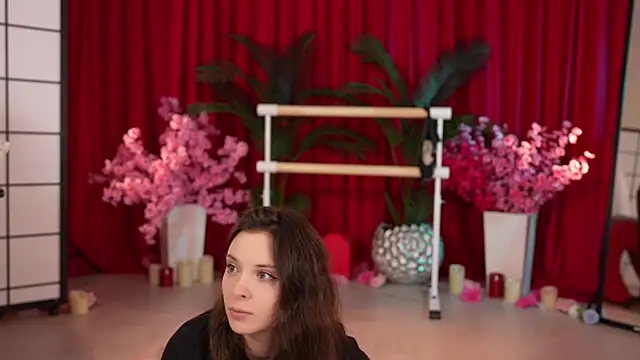 Snapshot of KittyCaitlin chatting on March 2025 07:57:02 PM KittyCaitlin online show from March 2025 07:57:02 PM