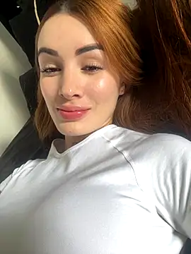 SofiaCarter online show from December 2025 06:03:02 PM