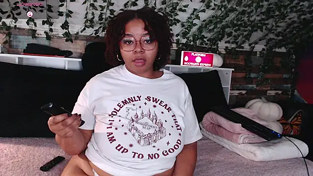 -khayaparker online show from December 2024 11:11:02 AM