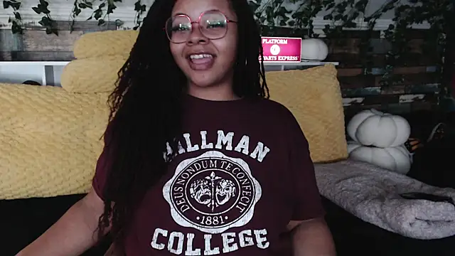 -khayaparker online show from February 2025 10:48:01 PM