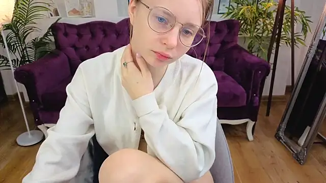 CharmedDoll online show from April 2026 06:29:02 AM
