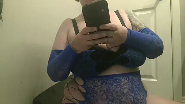 Snapshot of Sugarbabe69 chatting on June 2026 11:14:02 PM Sugarbabe69 online show from June 2026 11:14:02 PM