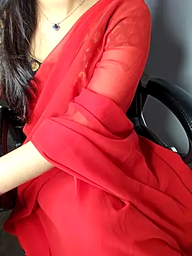 Snapshot of aliyaah_singh chatting on November 2025 06:12:01 PM aliyaah singh online show from November 2025 06:12:01 PM