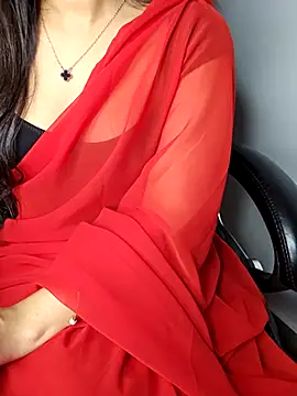 Snapshot of aliyaah_singh chatting on December 2025 06:48:02 PM aliyaah singh online show from December 2025 06:48:02 PM