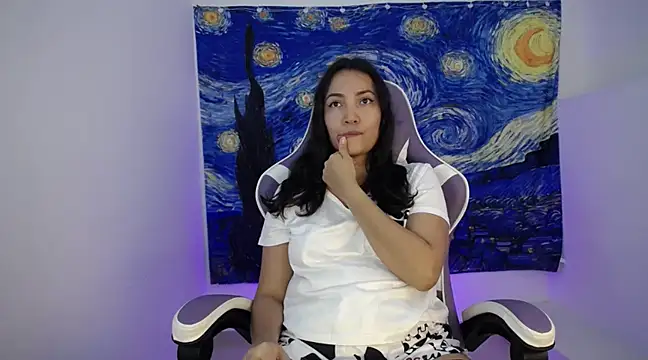 Snapshot of cutie_and_slutty chatting on March 2025 10:44:01 PM cutie and slutty online show from March 2025 10:44:01 PM