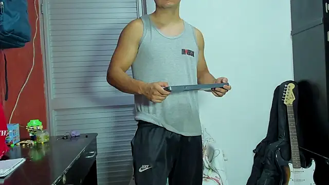 VincentSavage online show from February 2026 12:48:02 AM