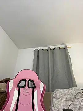 Snapshot of Vane_Rossee chatting on February 2025 02:49:01 AM Vane Rossee online show from February 2025 02:49:01 AM