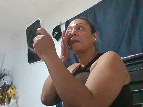 HallyGirlHot online show from August 2026 04:33:02 PM