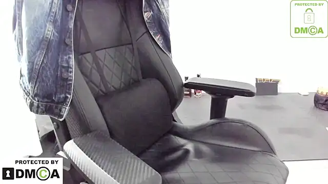 Snapshot of Seans1million chatting on March 2025 06:11:02 PM Seans1million online show from March 2025 06:11:02 PM