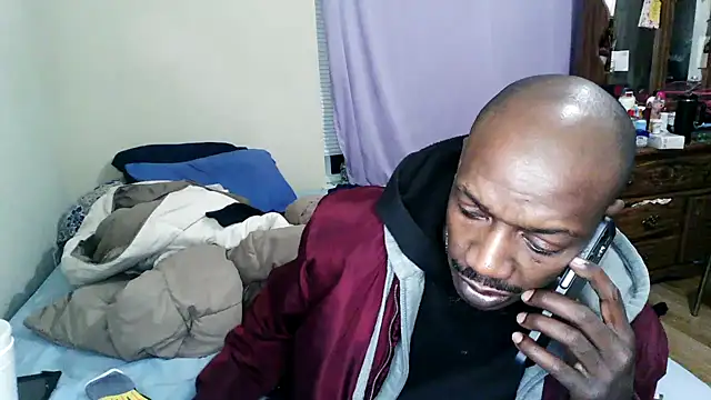 Snapshot of RinsingWood84 chatting on January 2026 12:37:01 AM RinsingWood84 online show from January 2026 12:37:01 AM