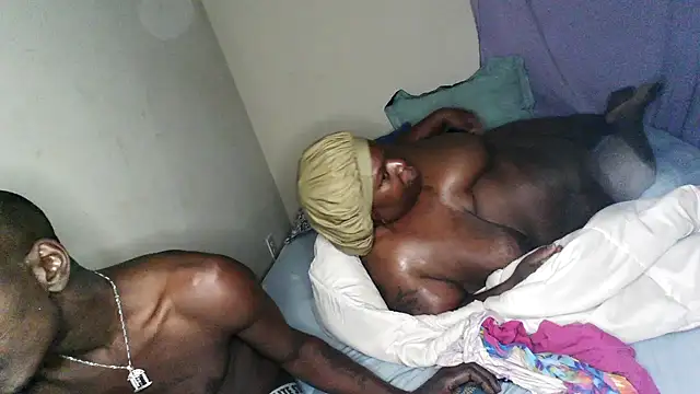 Snapshot of RinsingWood84 chatting on January 2026 03:54:01 AM RinsingWood84 online show from January 2026 03:54:01 AM