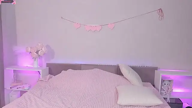  Sweety pie  online show from May 2026 04:18:01 AM