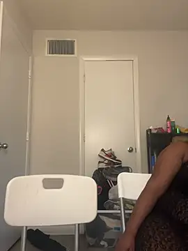 Snapshot of DancingLemonade chatting on January 2025 10:06:01 PM DancingLemonade online show from January 2025 10:06:01 PM