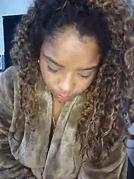 Snapshot of sharom_smith1 chatting on January 2025 08:22:01 AM sharom smith1 online show from January 2025 08:22:01 AM