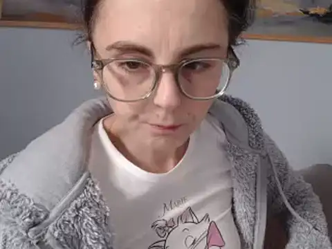 Snapshot of cleophee chatting on February 2025 10:31:02 AM cleophee online show from February 2025 10:31:02 AM