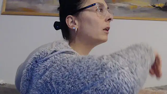 cleophee online show from February 2026 07:27:02 AM