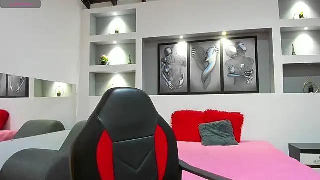 ambar sex10 online show from October 2025 12:00:02 PM