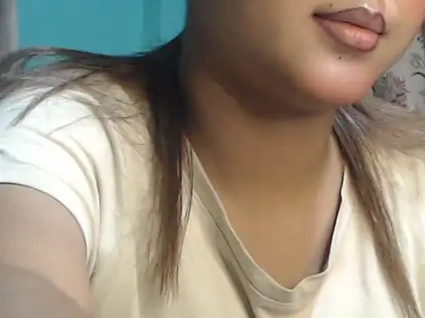 Snapshot of NancyRuvi chatting on November 2025 02:50:01 PM NancyRuvi online show from November 2025 02:50:01 PM