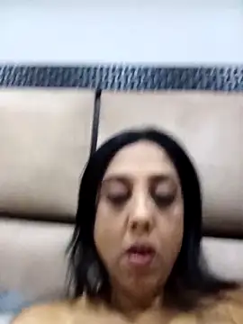 Snapshot of Mahi4luv chatting on March 2025 07:42:02 PM Mahi4luv online show from March 2025 07:42:02 PM