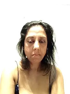 Snapshot of Mahi4luv chatting on September 2025 12:33:02 AM Mahi4luv online show from September 2025 12:33:02 AM