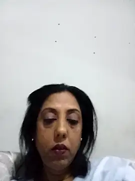 Snapshot of Mahi4luv chatting on November 2025 09:52:01 PM Mahi4luv online show from November 2025 09:52:01 PM