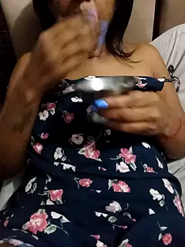 Snapshot of Mahi4luv chatting on March 2026 10:43:01 PM Mahi4luv online show from March 2026 10:43:01 PM